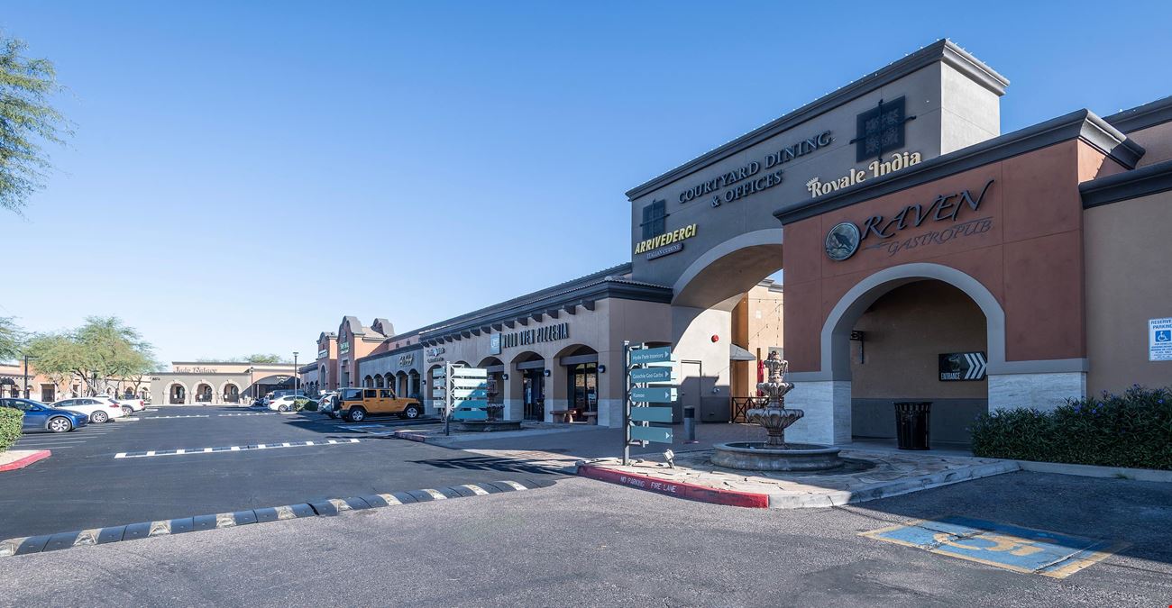 La Mirada | Walgreens, Starbucks Anchored Neighborhood Center