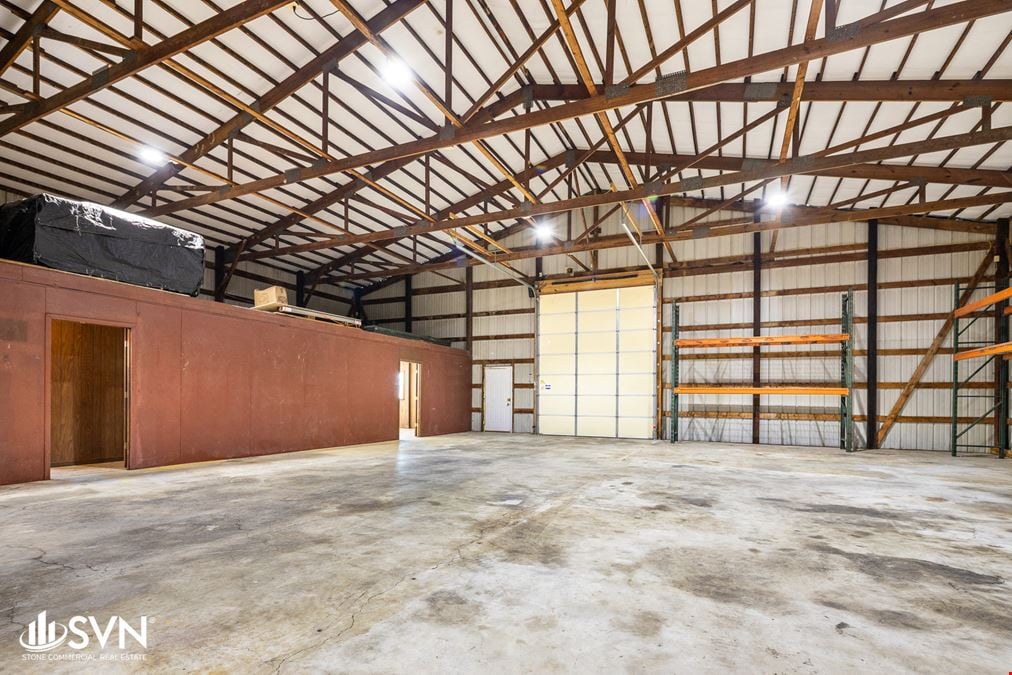9,211 SF Industrial Building For Lease