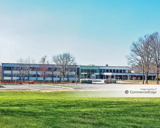 Preview of Office space for Rent at 401 McCullough Dr