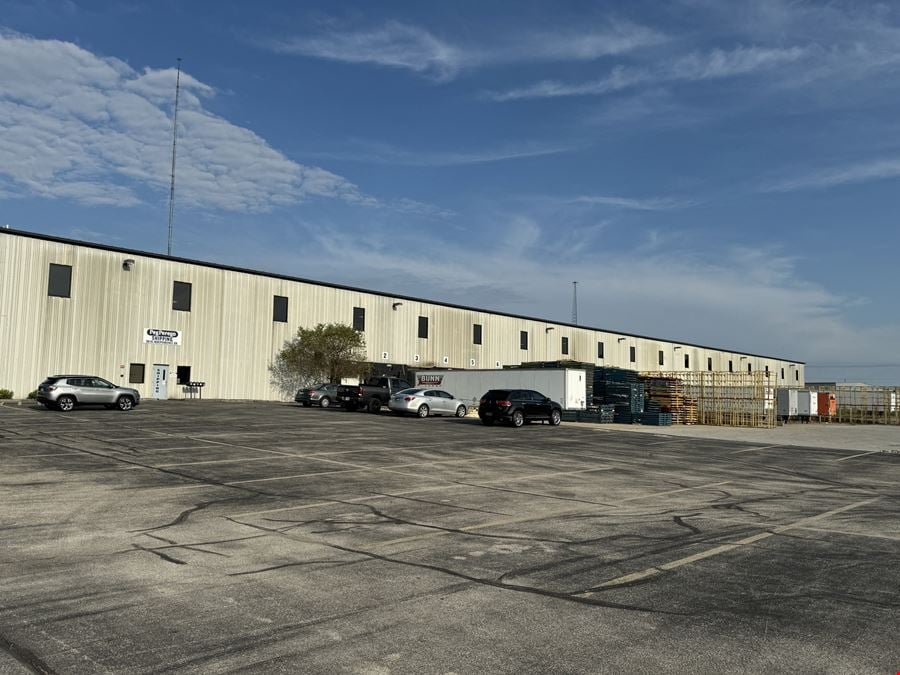 Fort Wayne, IN | 129,600 SF