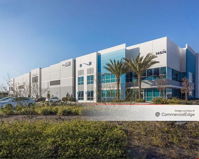 Live Oak Distribution Center