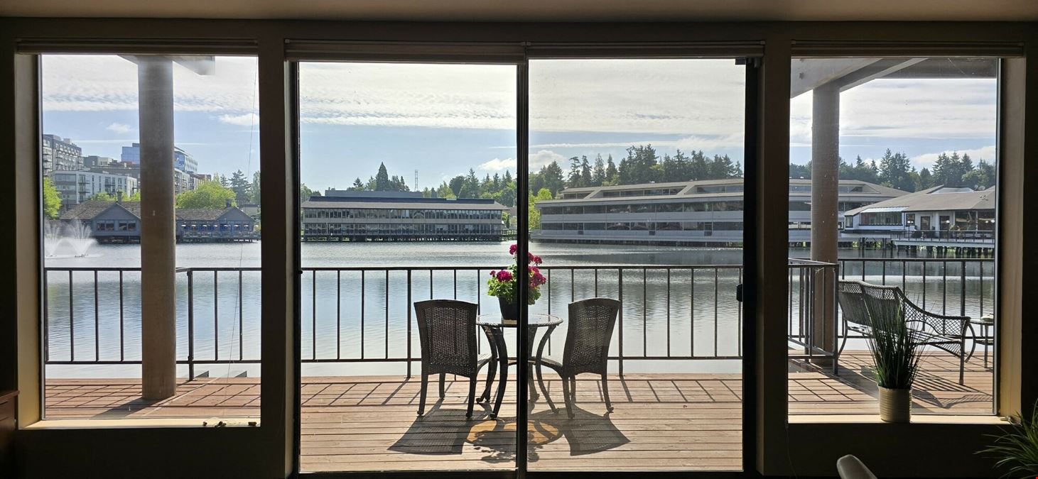 Nine Lake Bellevue - Suite 114