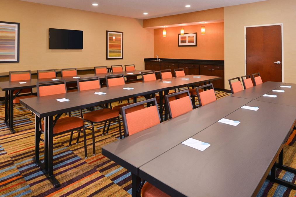 Fairfield Inn & Suites Louisville North