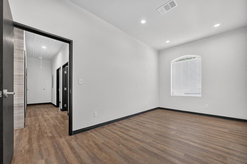 McKinney Office Condo for Sale ±1,450 SF