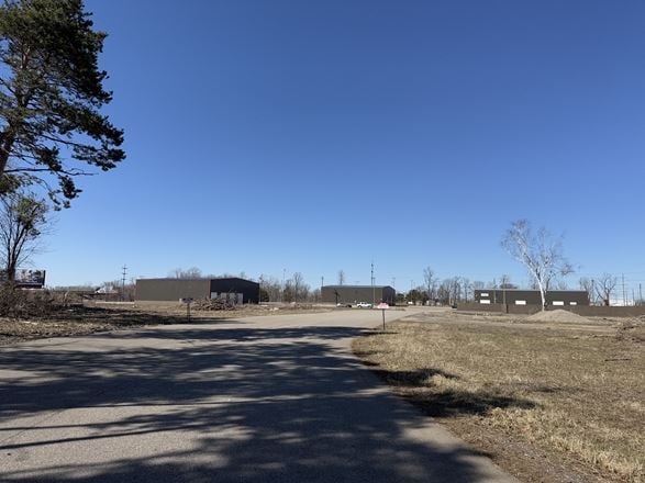 Preview of Industrial space for Rent at 4801 South Canal Road