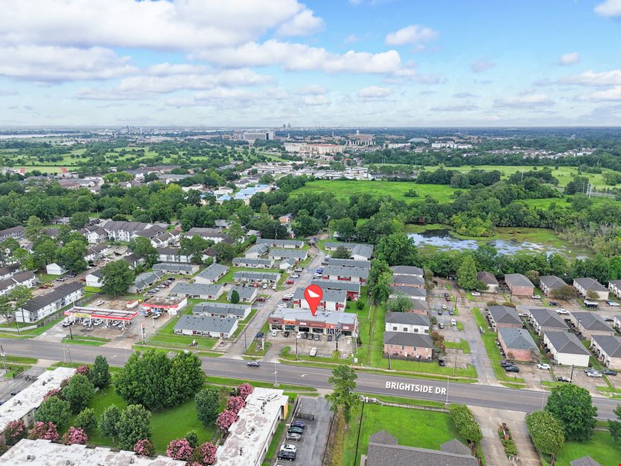 100% Occupied Retail Strip Center Near LSU