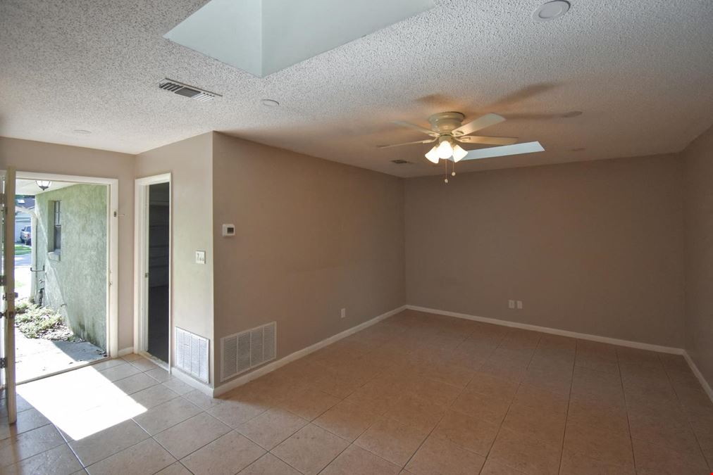 Oviedo Oaks Villas 