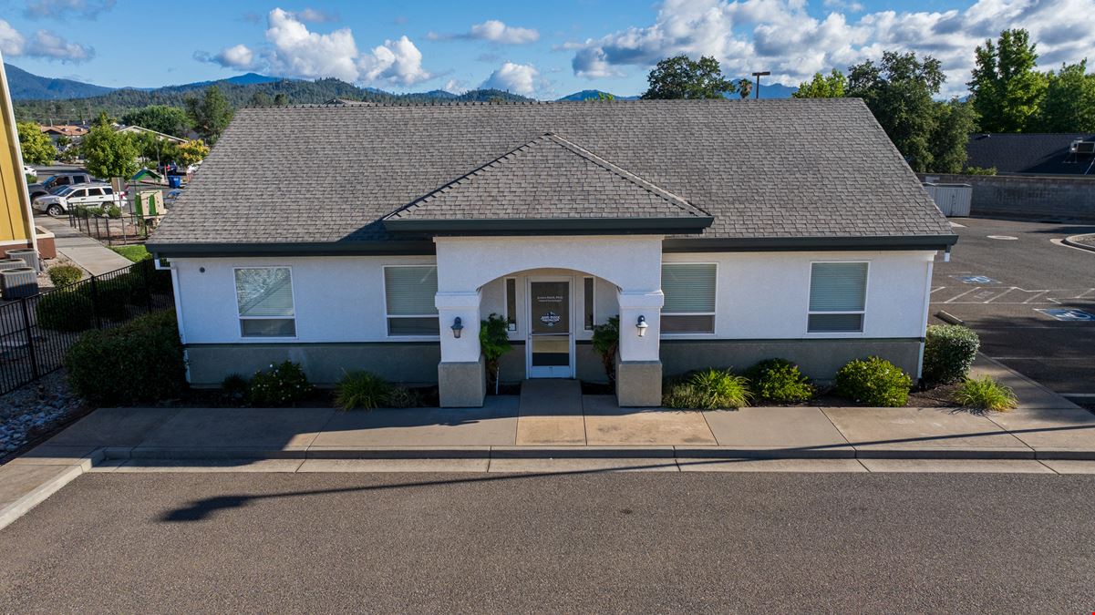 3570 Santa Rosa Way