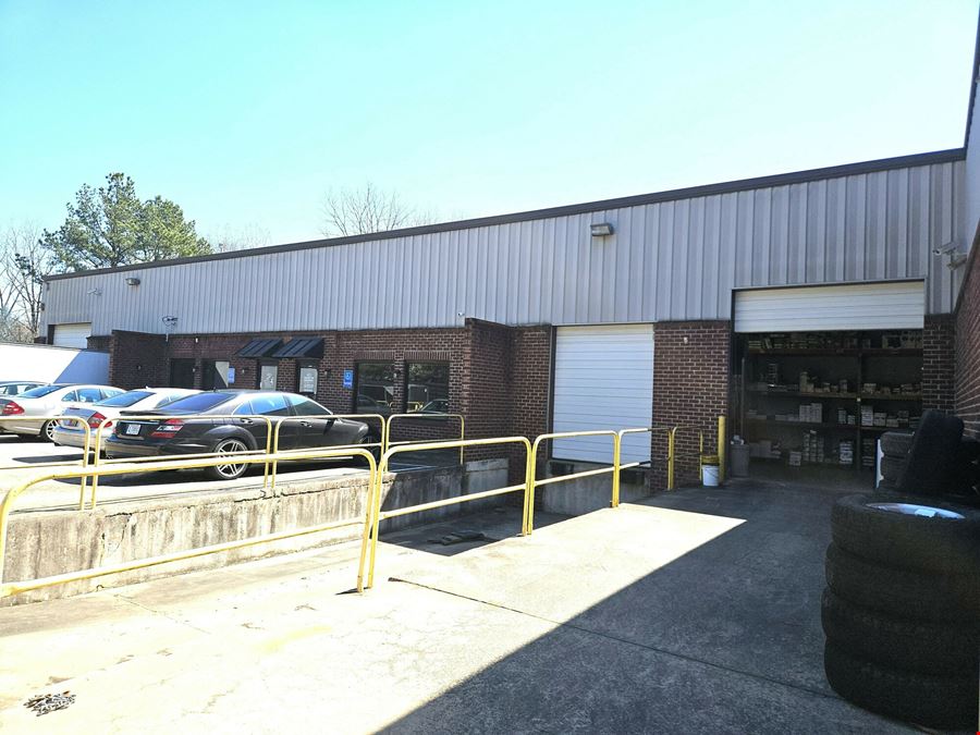 For Lease 2,400 SF Office Warehouse Stonecrest