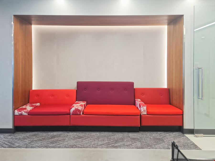 Regus - Gaithersburg - Washingtonian Boulevard