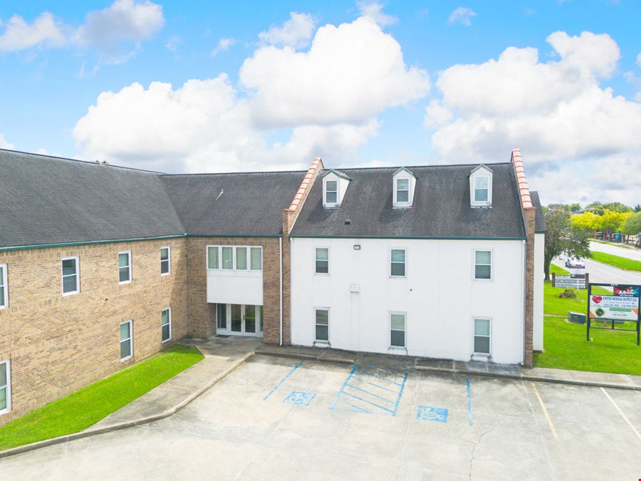 Multi-Tenant Office Investment on Sherwood Forest Boulevard