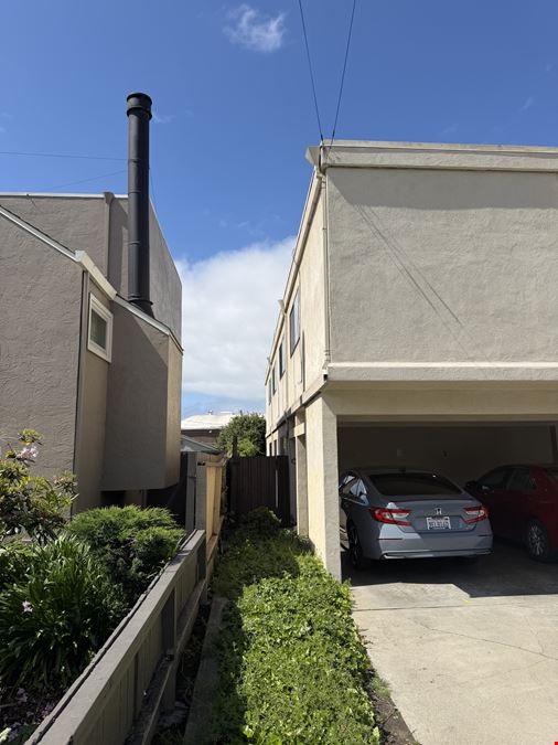 3263 Belmont Avenue