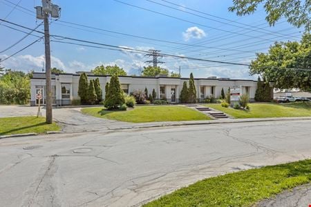 Preview of commercial space at 1790 Courtwood Cres