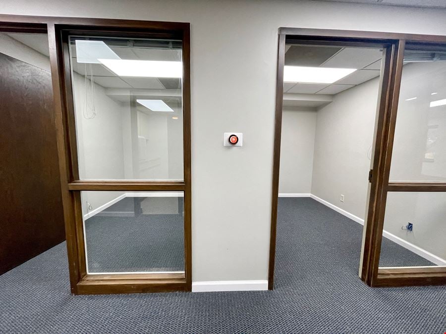 5113 N Executive Dr Suite 106 Microsuites