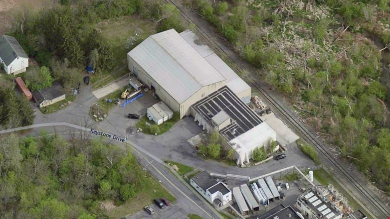 Preview of Industrial space for Rent at 298 Keystone Dr
