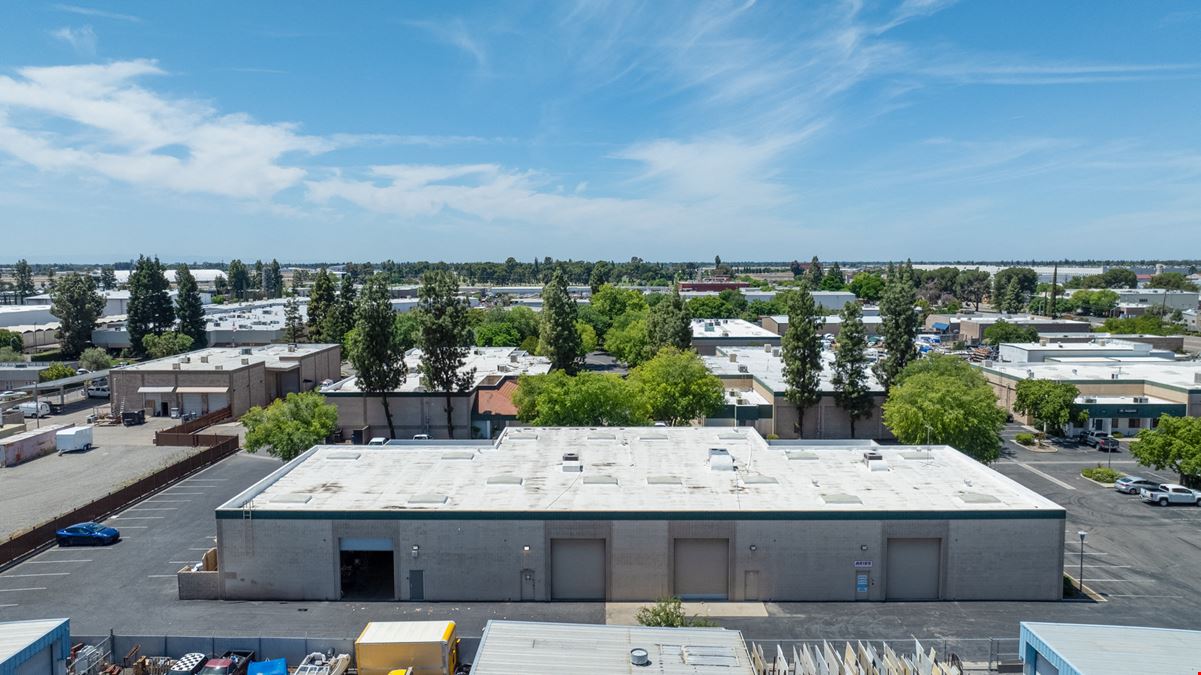 High Quality Office/Warehouse Space in Fresno, CA