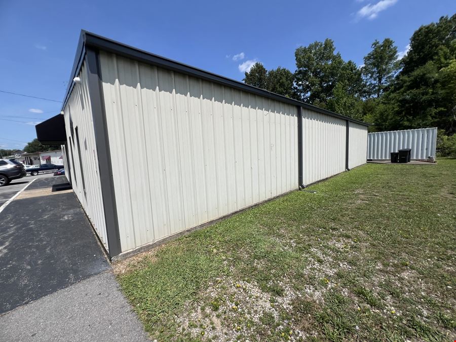 211 W Dunbar Cave Rd