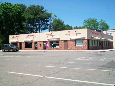 Preview of commercial space at 942-986 Sullivan Avenue