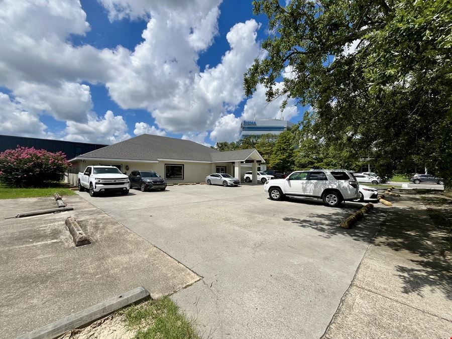 3907 S Sherwood Forest Blvd