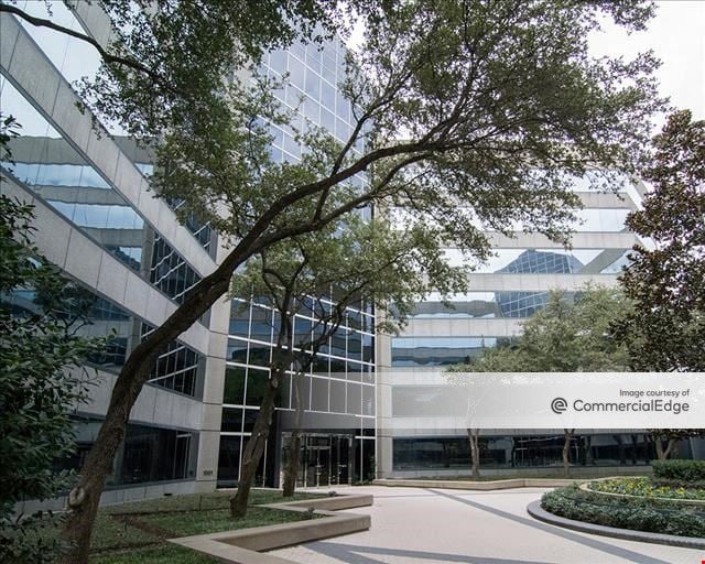 Park West I