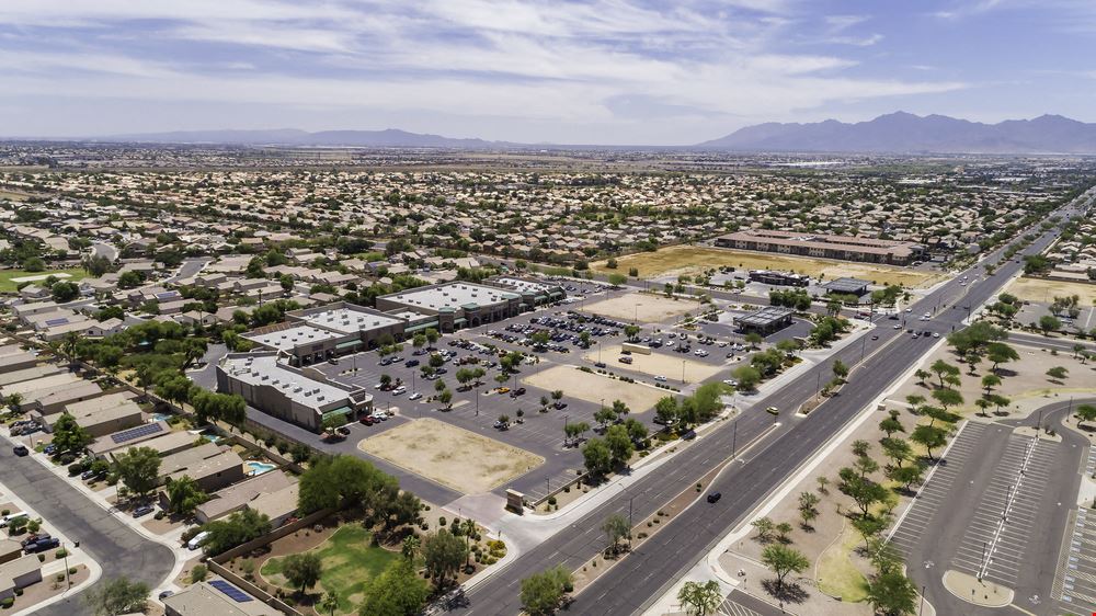 Dysart Commons Shopping Center