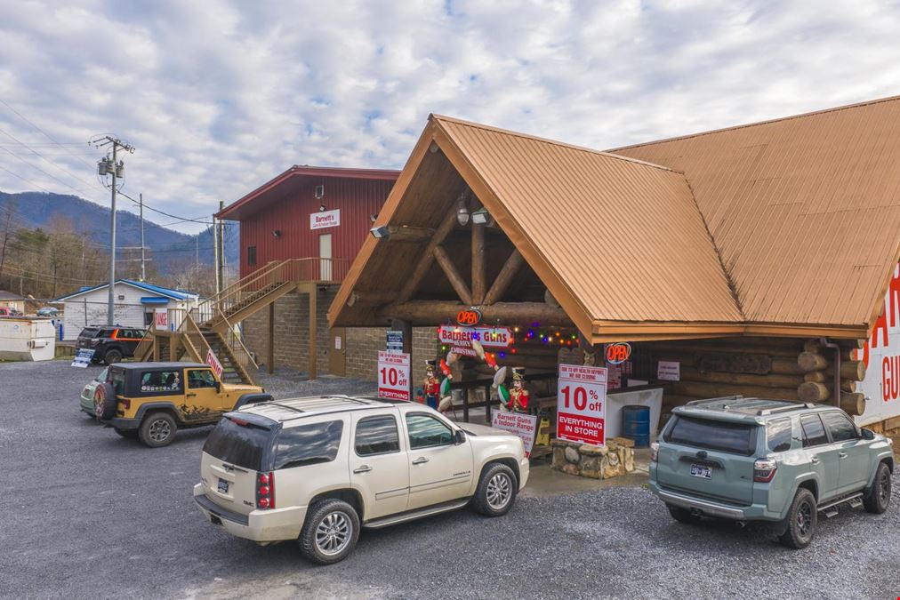Barnett's Guns & Indoor Range