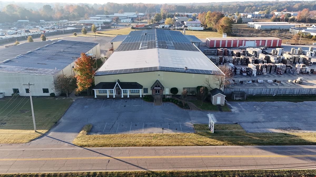 9525 Macon Road
