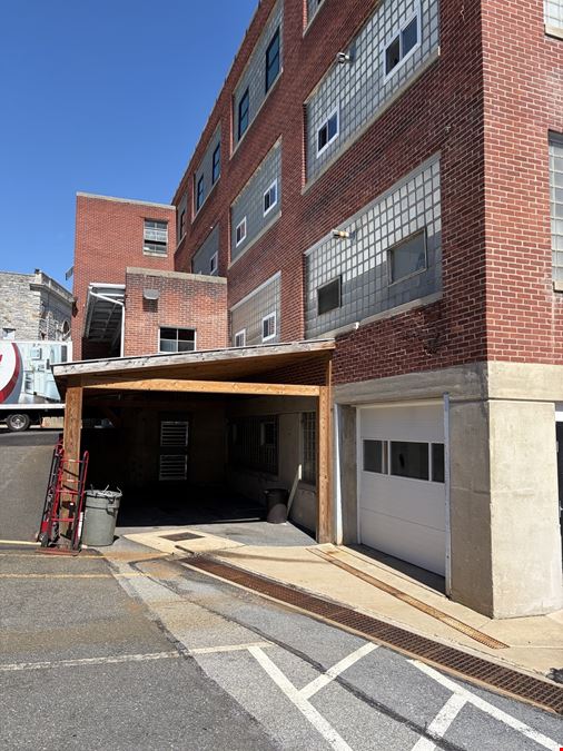 2 W Wyomissing Ave