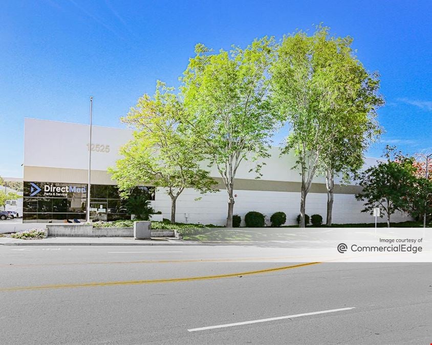 12525 Stowe Drive