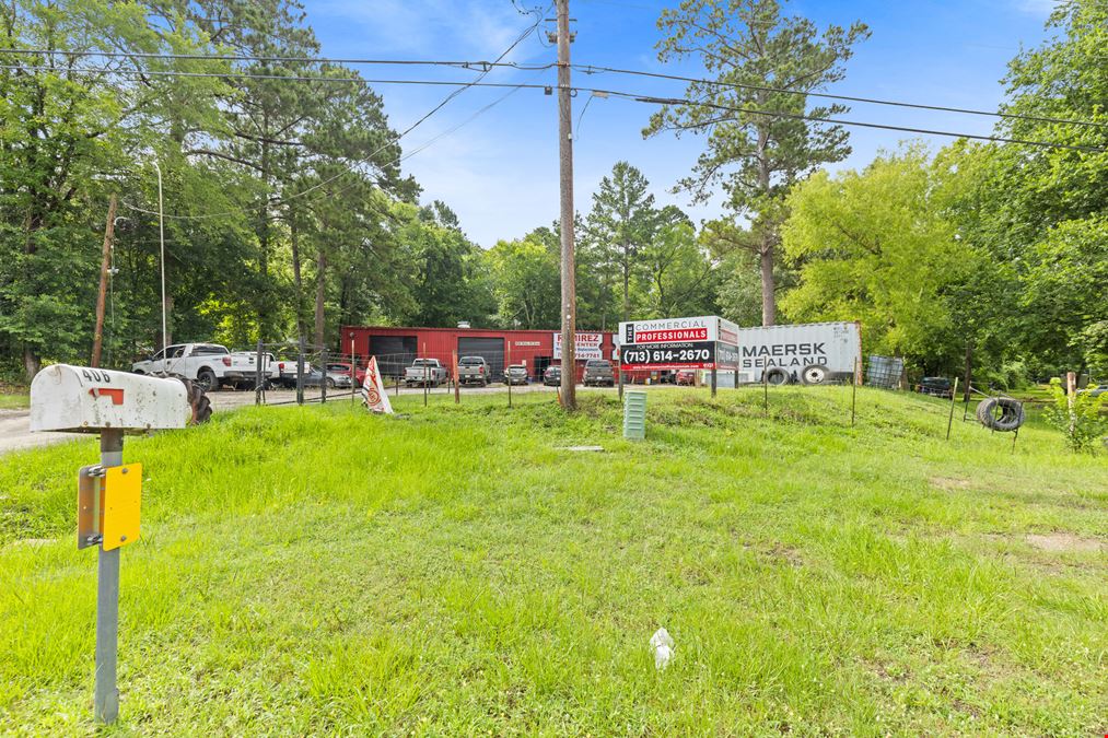 High-Traffic Commercial Property Near I-45
