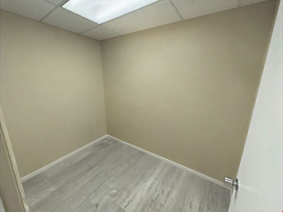 800± SF Space For Lease