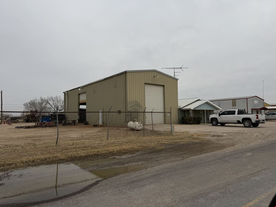 4909, 4911, 4915 South County Road 1303