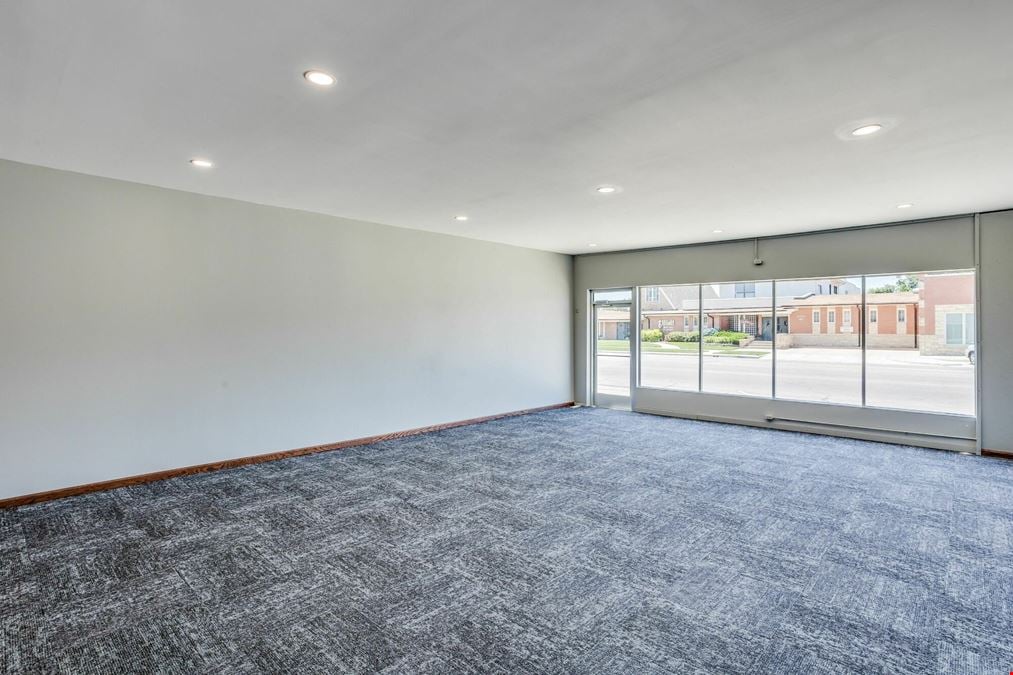 1224 N Main St., Hutchinson
