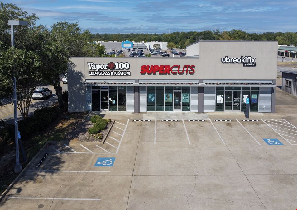 Retail Opportunity Near Walmart