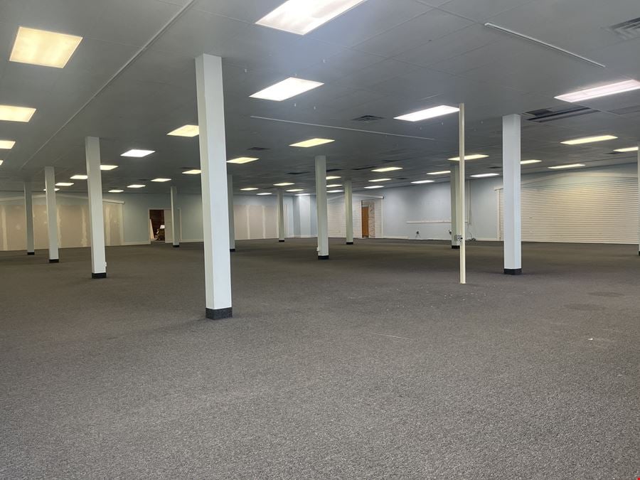 9,500 SF Anchor Space | Miracle Mile Rochester