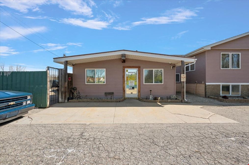 4376 Beecher Rd