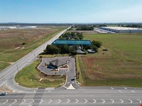Acreage with Home along Old Hwy 20 near Greenbriar intersection