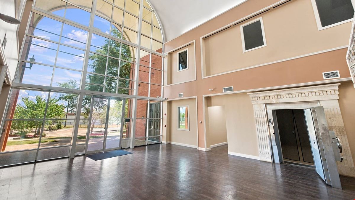 912 Bastrop Hwy - Expansion