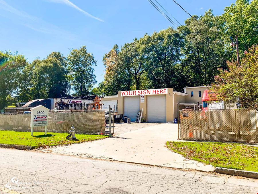 Industrial Flex Building | Upper Westside | 3,608 SF