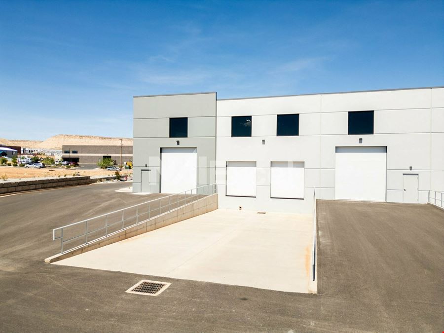 New Tilt Flex Industrial in Ft. Pierce for Lease!