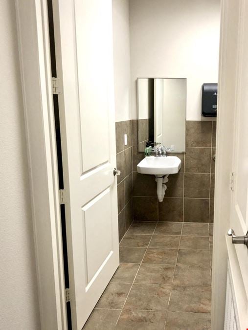 16000 Park Ten Place - Unit 802