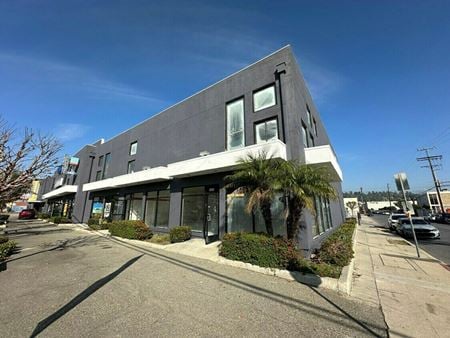 Preview of Office space for Rent at 3139 N San Fernando Rd