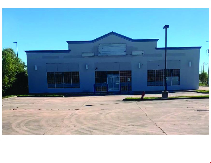 8,324 SF Freestanding Building