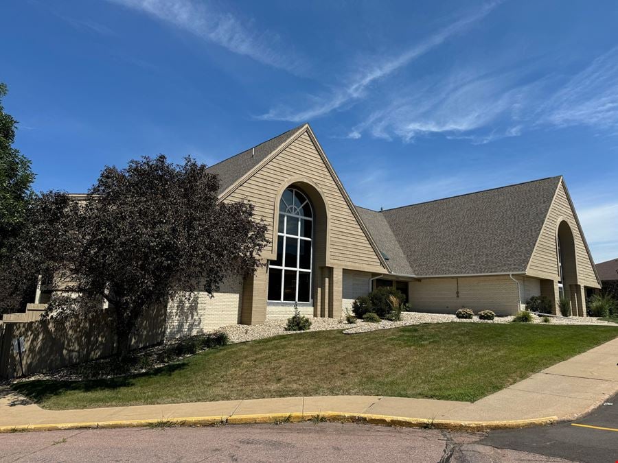 2908 E. 26th Street, Suite A1 & A2