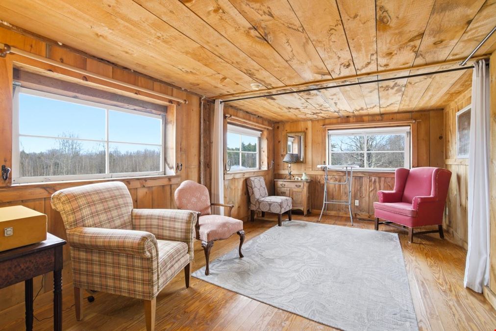 Historic Bed & Breakfast Estate with Event Barn on 5.6 Acres