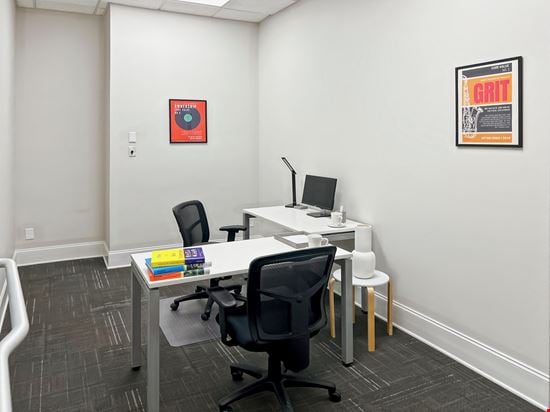 Regus - Jackson - N Liberty St