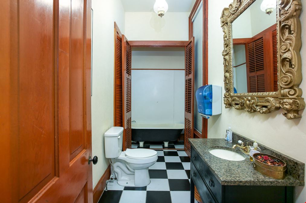 635 S Presa