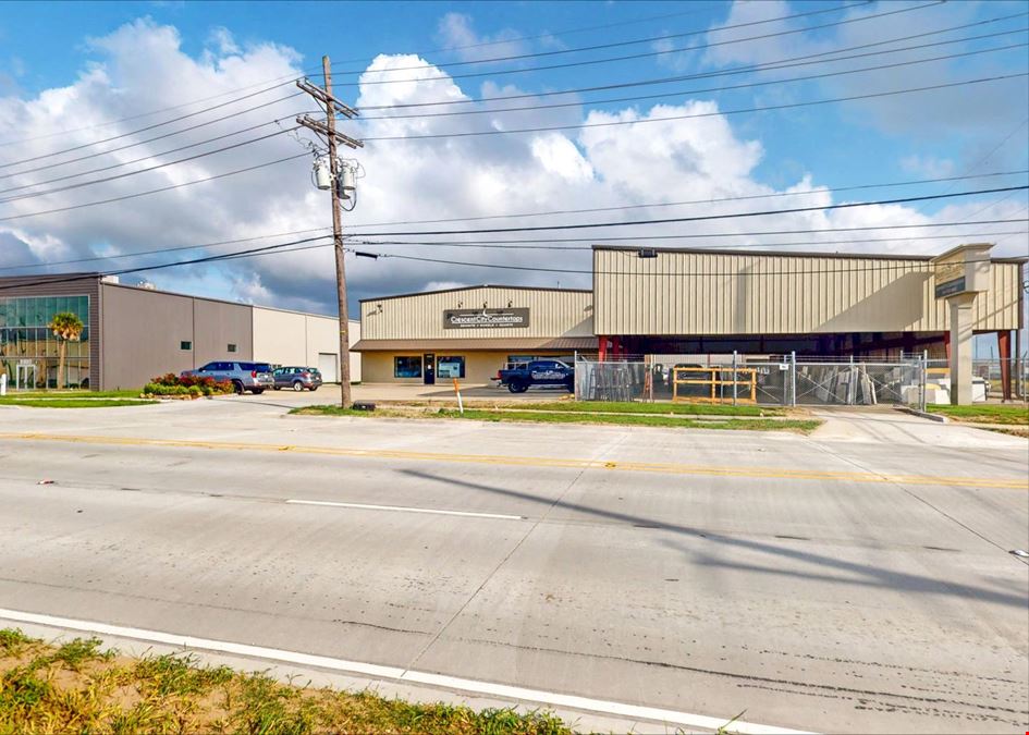 Elmwood Warehouse/Office with Lot