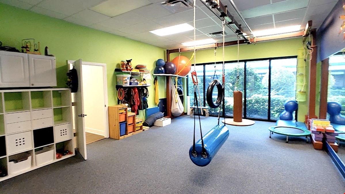 Airport Business Center - Formerly Physical Therapy Office