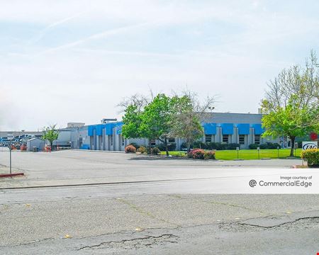 Preview of Industrial space for Rent at 1686 East Beamer Street